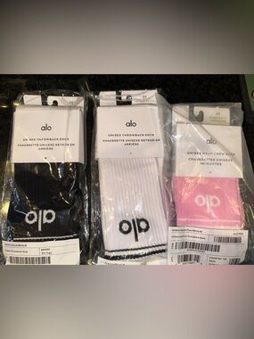 ALO Yoga Unisex Athletic Crew Socks — Black, White, Pink - BUNDLE OF 3 pairs...